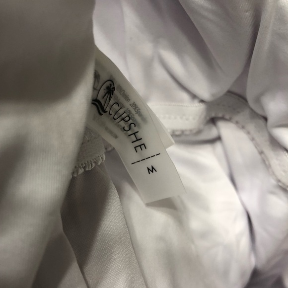 cupshe tie bathing suit (new!!) - Picture 4 of 4